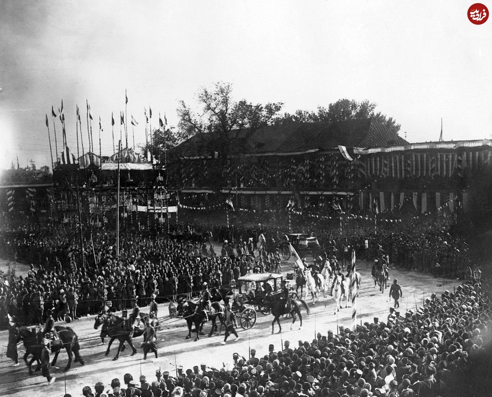 رضاخان بعد تاجگذاری