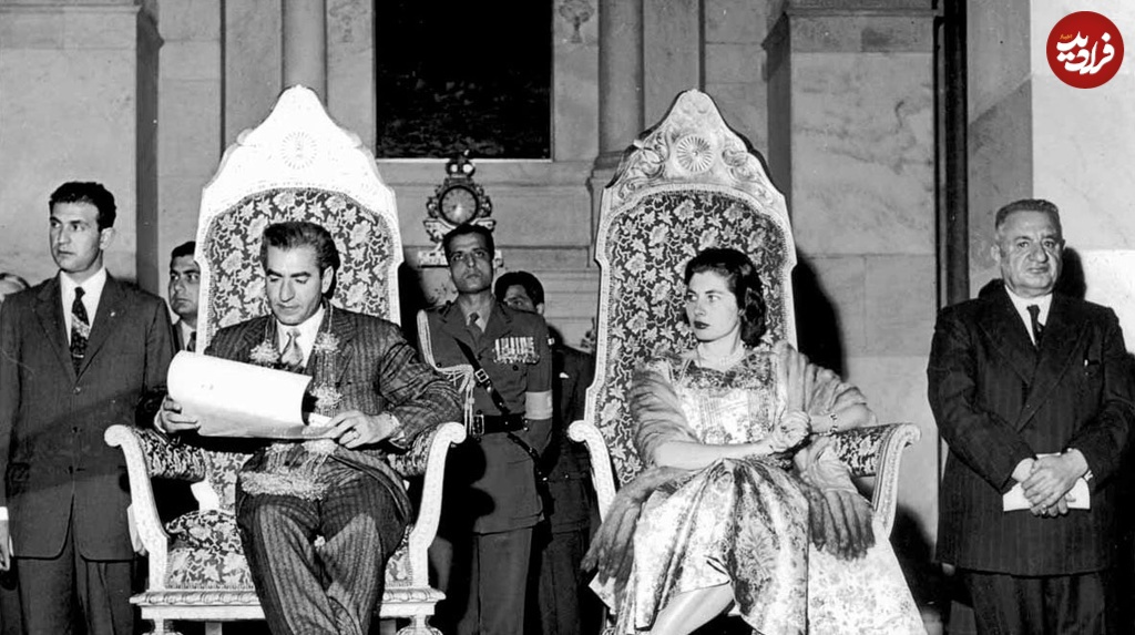 محمدرضا پهلوی در یک مراسم