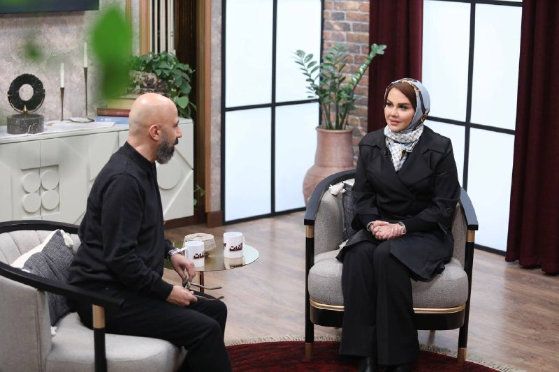 نیلوفر امینی‌فر کیست؟/ از مهاجرت تا زندگی شخصی