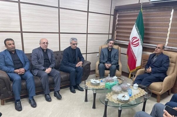 دیدار بقایی با تنها بازمانده خانواده شهید صدیقی