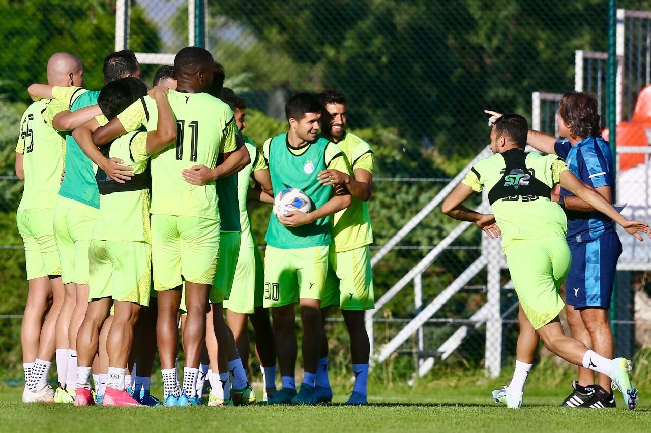 بازیکنان استقلال