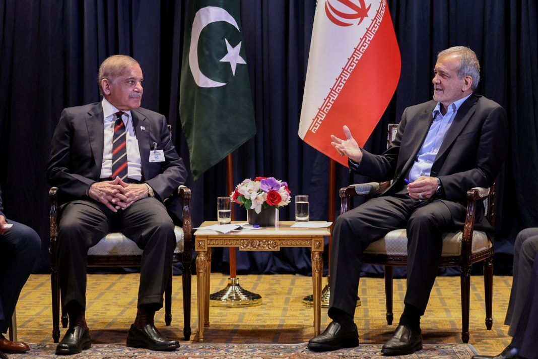 پزشکیان و عمران خان