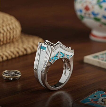 عکس/ جواهرات طراحی شده با الهام از برج آزادی