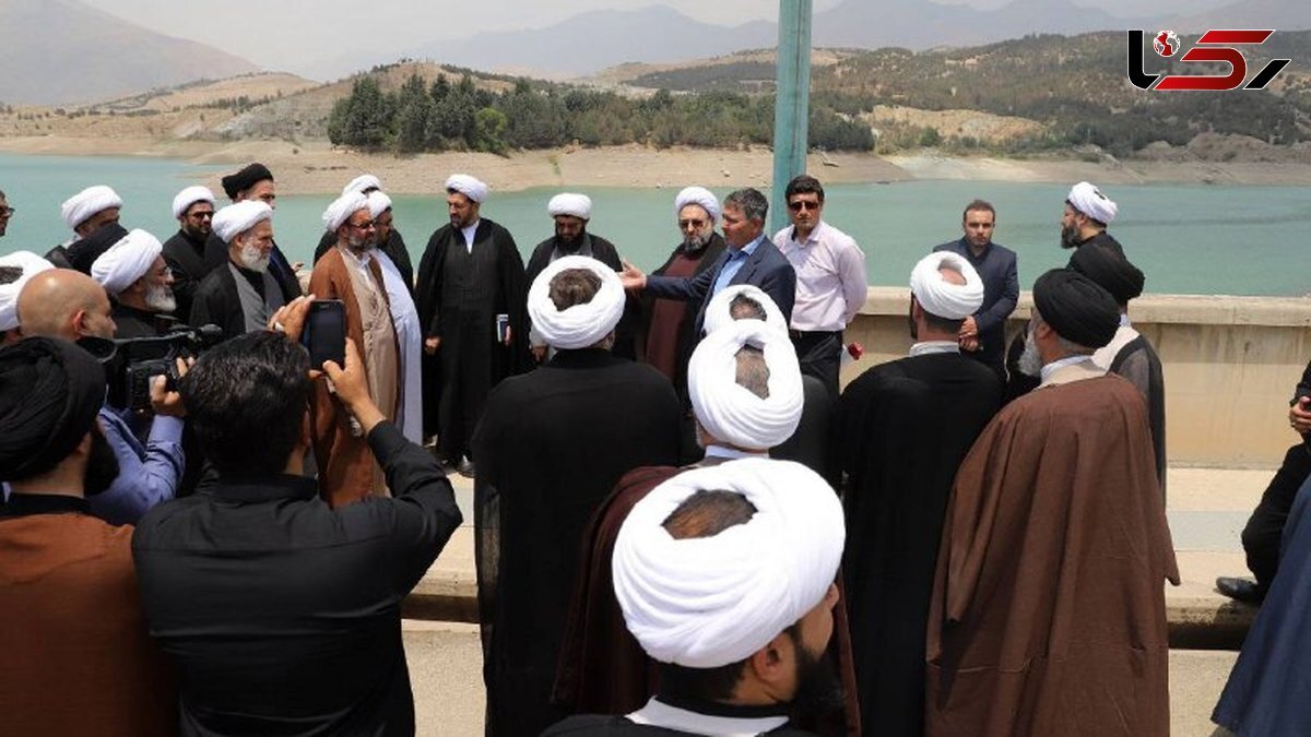 بازدید چند روحانی از سد لتیان