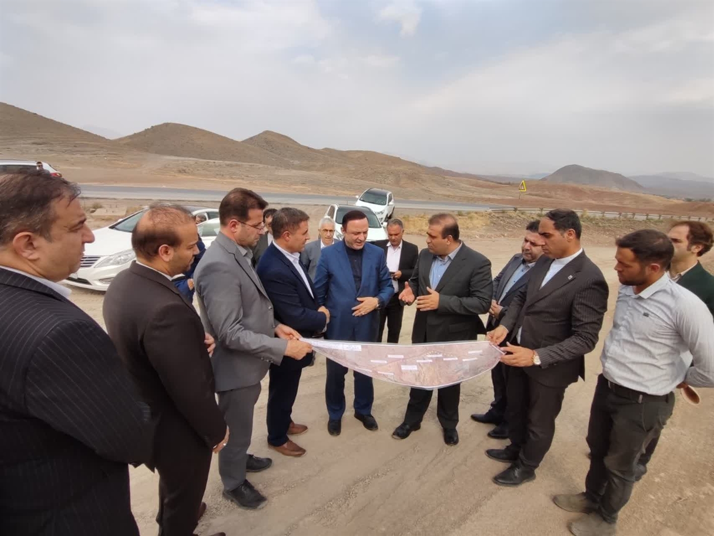 بازدید دکتر مسرور از روند اجرایی پروژه زیرساختی جاده مرند_جلفا بازدید دکتر مسرور از روند اجرایی پروژه زیرساختی جاده مرند_جلفا