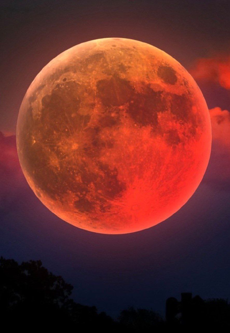 طلوع ماه خاویاری در آسمان ایران