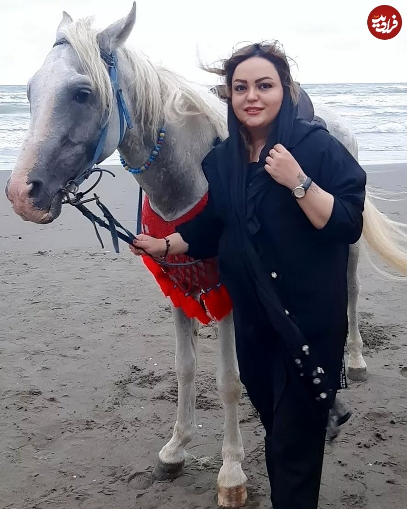 دکتر صمیمی سریال بچه مهندس در ۳۹ سالگی لب ساحل