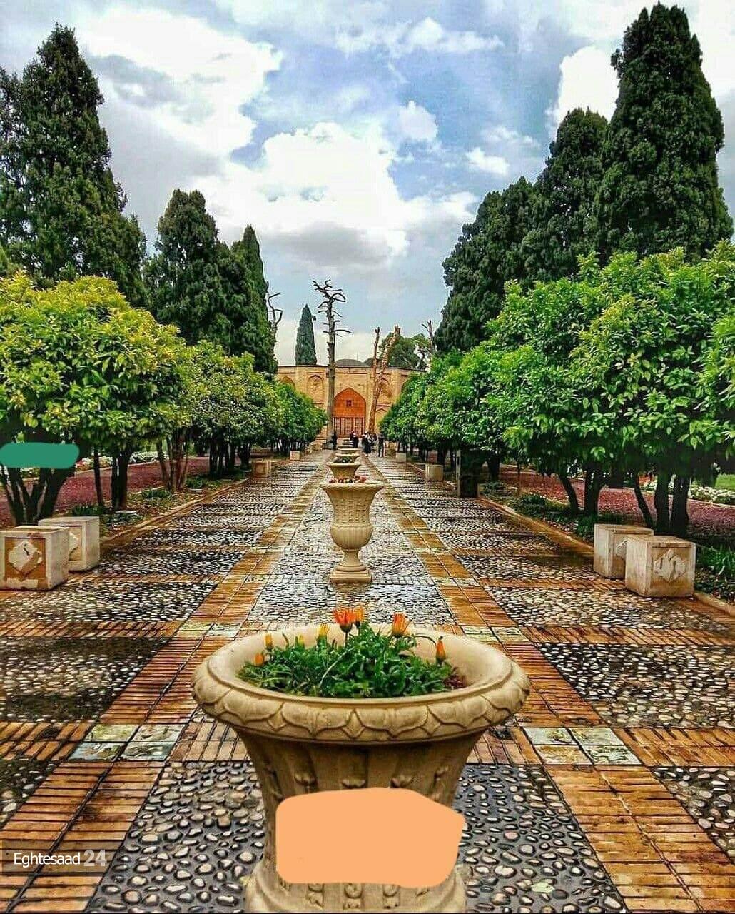 باغ جهان نما تکه‌ای از بهشت در شهر رویایی شیراز‬‎