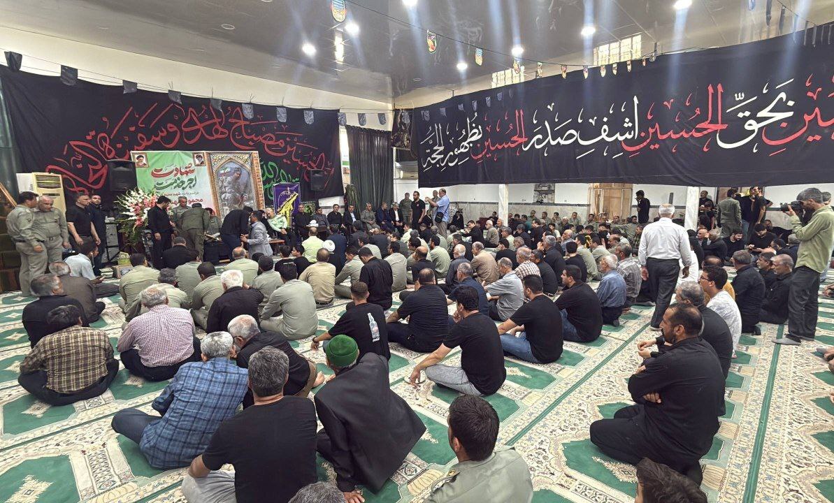 یادبود محیط بان شهید