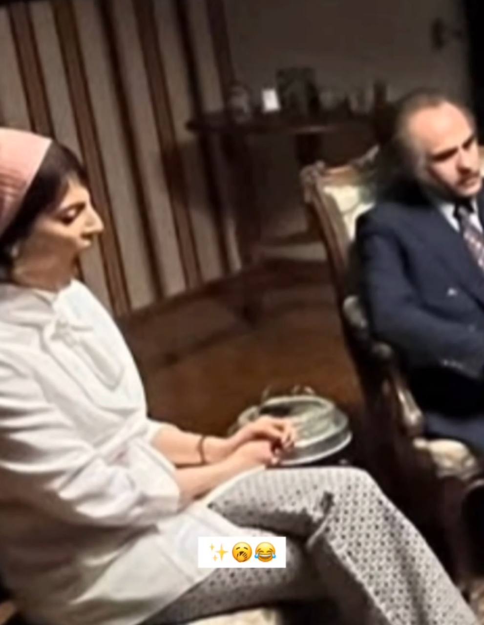 شیرین در پشت‌صحنه تاسیان