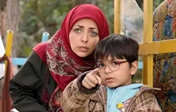 عکس/ ژست‌های متفاوت اکرم مربی پرورشگاه سریال بچه مهندس در ۳۰ سالگی