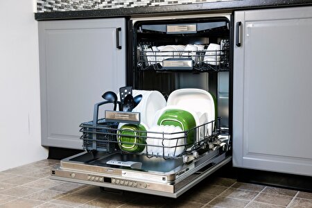 ارزان‌ترین و گران‌ترین ماشین ظرفشویی موجود در بازار چند تومان است؟ + قیمت