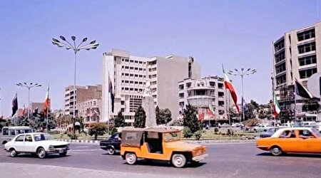 عکس/ نمایی خاص از ۵۴ سال پیش میدان فردوسی تهران