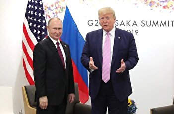 فیلم/ واکنش خبرساز پوتین به پرسش یک خبرنگار هنگام عکس یادگاری: کشتن غیرنظامی‌ها را متوقف می‌کنید؟