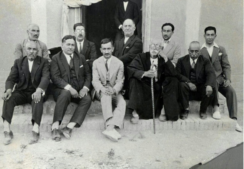 ژست دیده نشده از کمال‌الملک