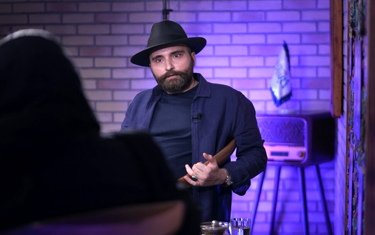 اکتای براهنی: غمگین می‌شوم برای من به پدرم کنایه می‌زنند