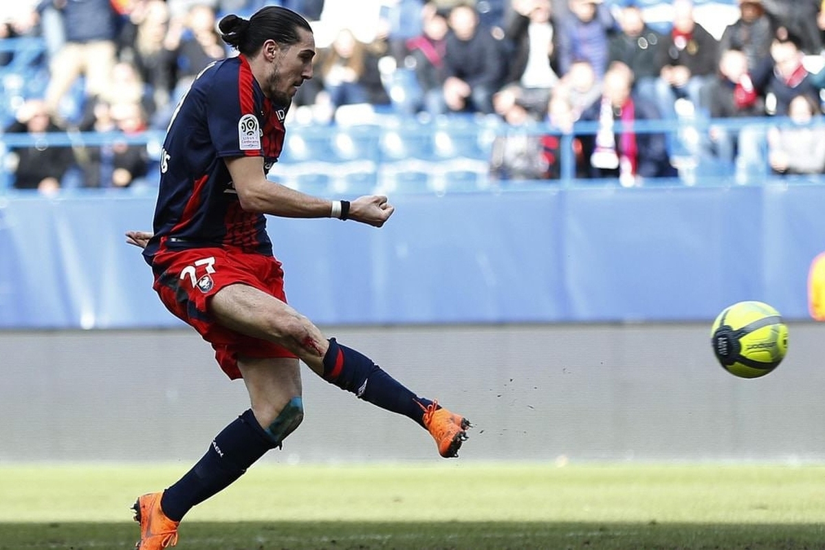 انزو کریولی کیست