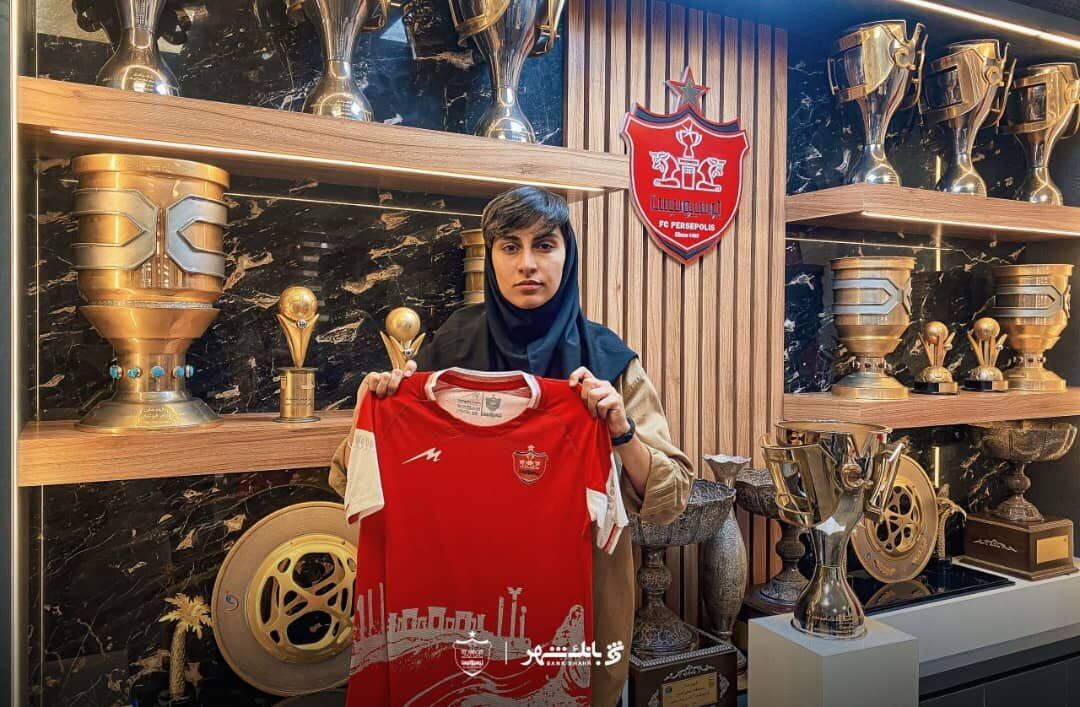 یک لژیونر رسماً به پرسپولیس پیوست