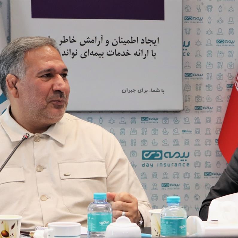  خدمات درمانی بیمه دی یکی از شاخص‌های مهم جامعه ایثارگری در دریافت خدمت از حاکمیت است