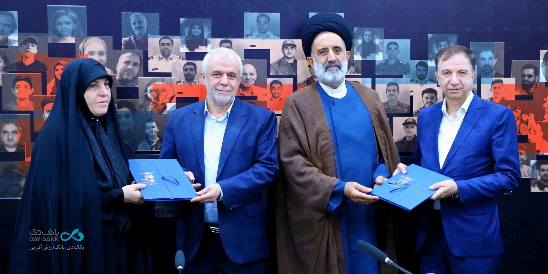 امضای تفاهمنامه «دیبا کارت اعتباری» میان بانک دی و بنیادشهید و امور ایثارگران امضای تفاهمنامه «دیبا کارت اعتباری» میان بانک دی و بنیادشهید و امور ایثارگران