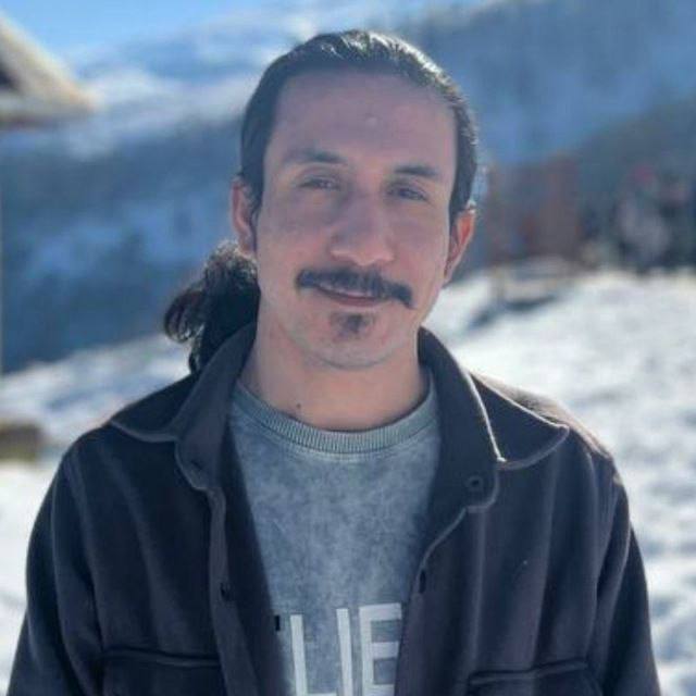 احسان حسینی