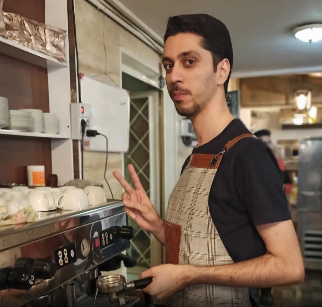 نوید کلهرودی موقتا‌ با قید وثیقه آزاد شد