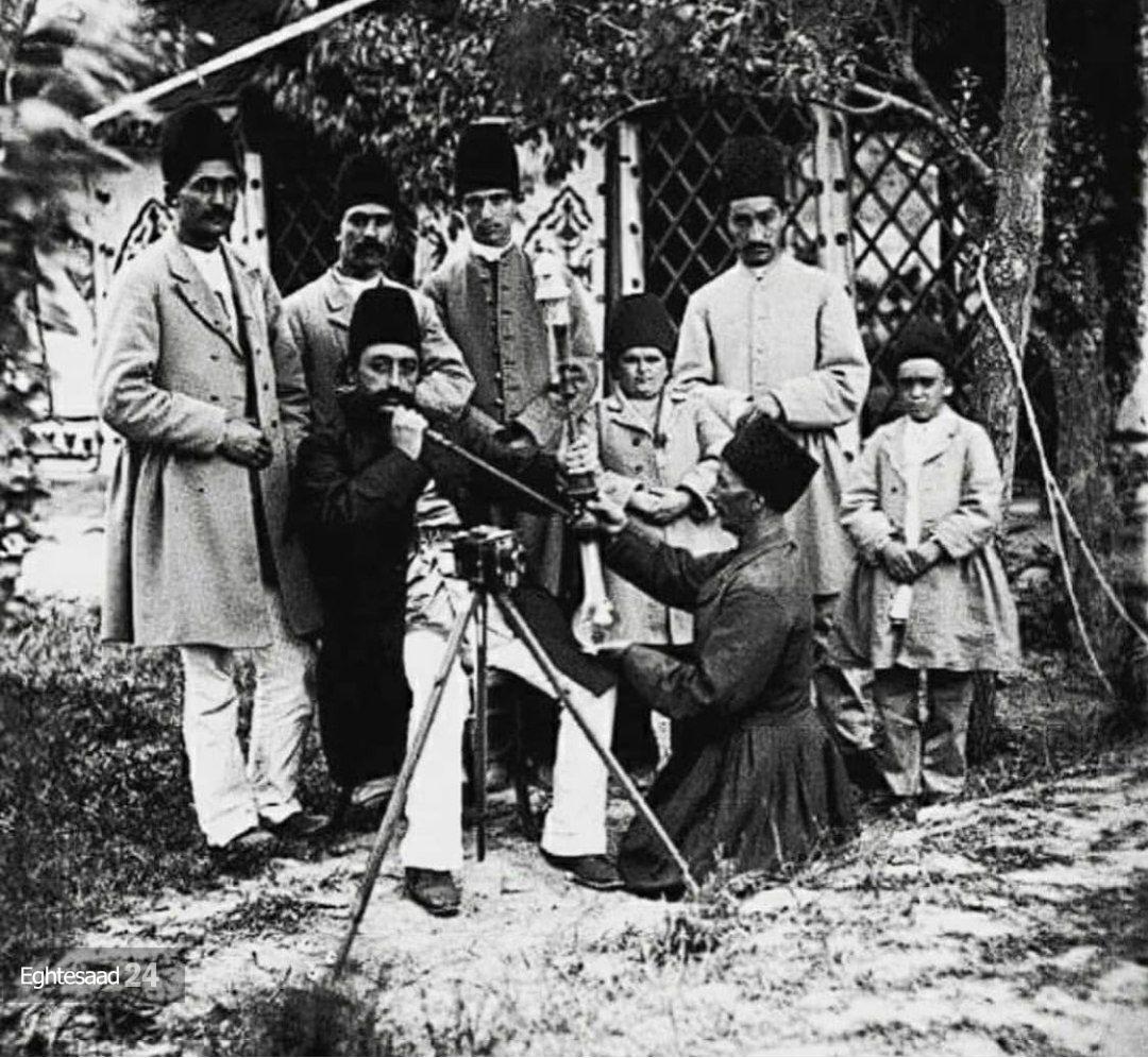 ژست ملوکانه مظفرالدین شاه