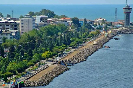 عکس/ نمایی دیده نشده از بندر انزلی ۱۱۰ سال پیش در اواخر دوره قاجار