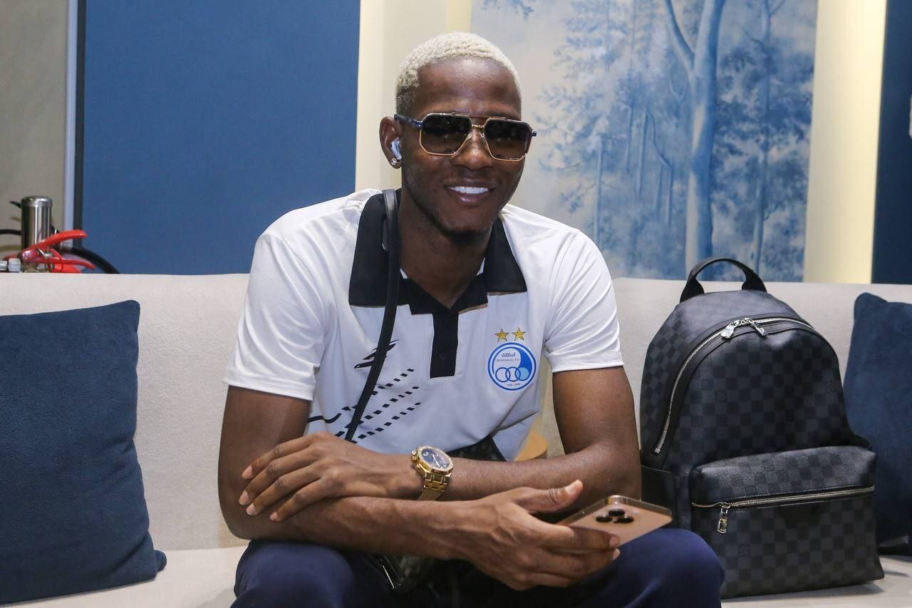 عکس/ استقلالی‌ها راهی کیش شدند