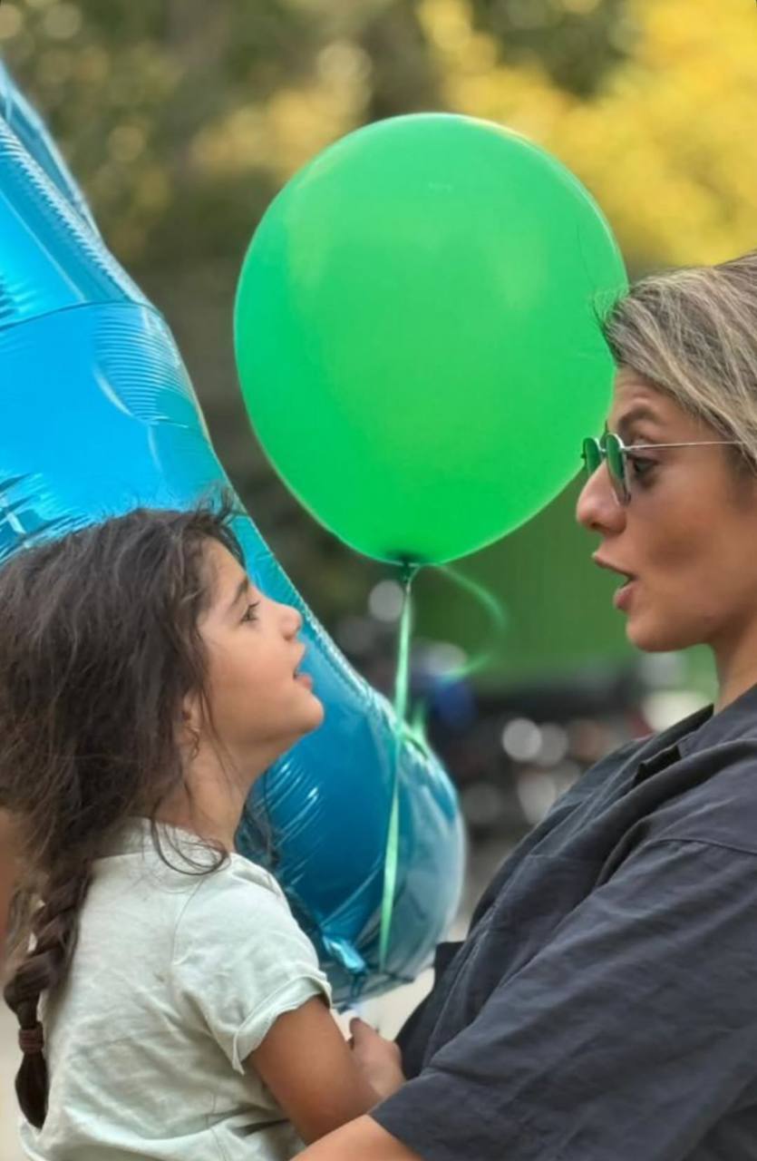 مهسا طهماسبی و دختر بانمکش