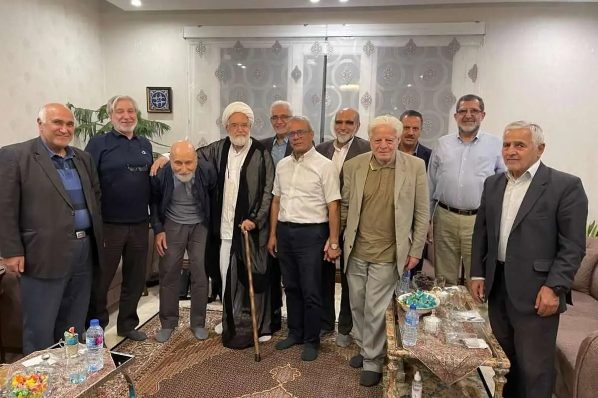 دیدار کروبی با سازمان مجاهدین انقلاب