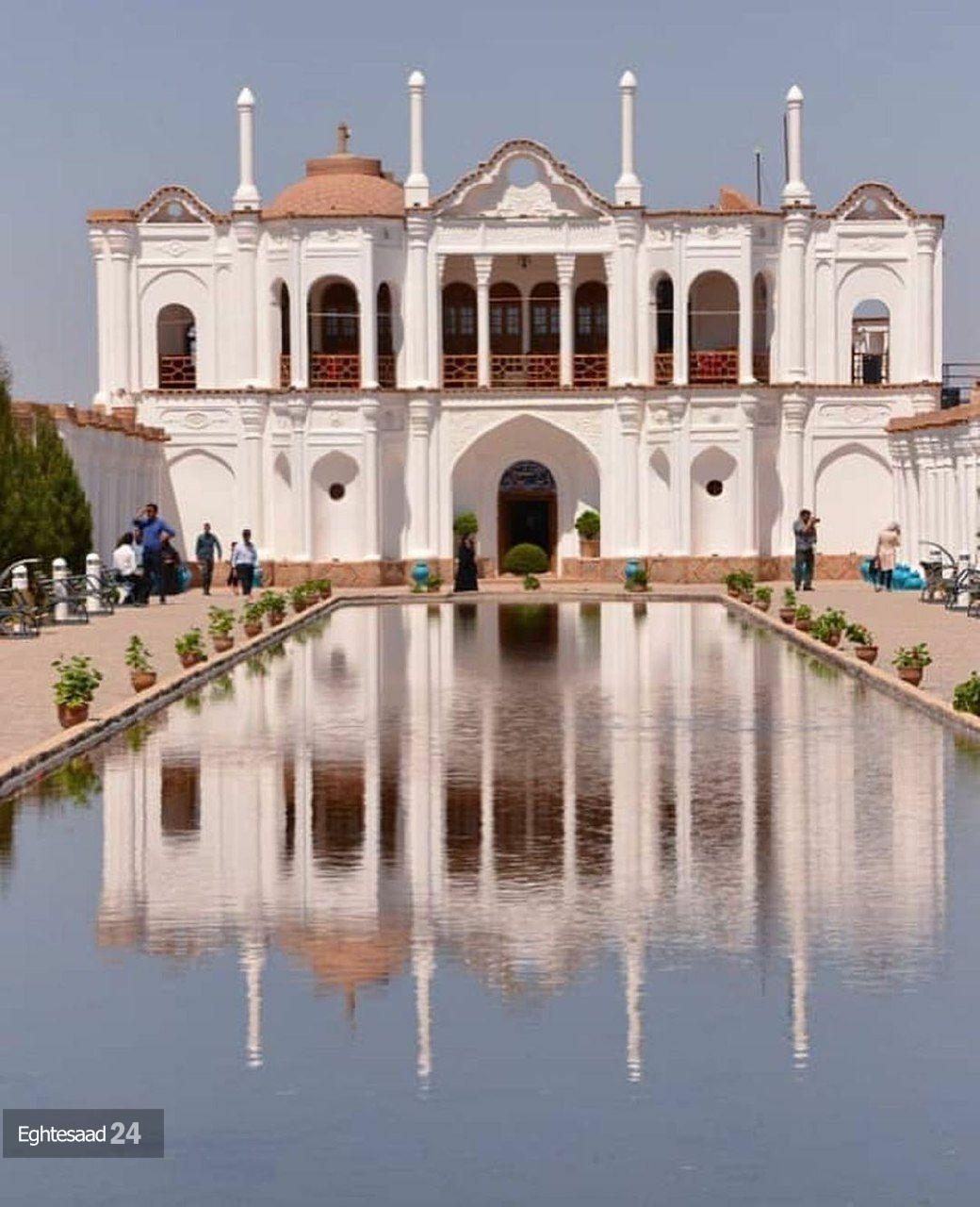 عمارت باغ فتح آباد کرمانپیکر