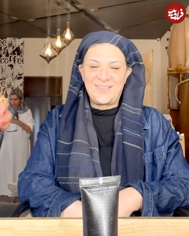 چهره متفاوت هما سعادت