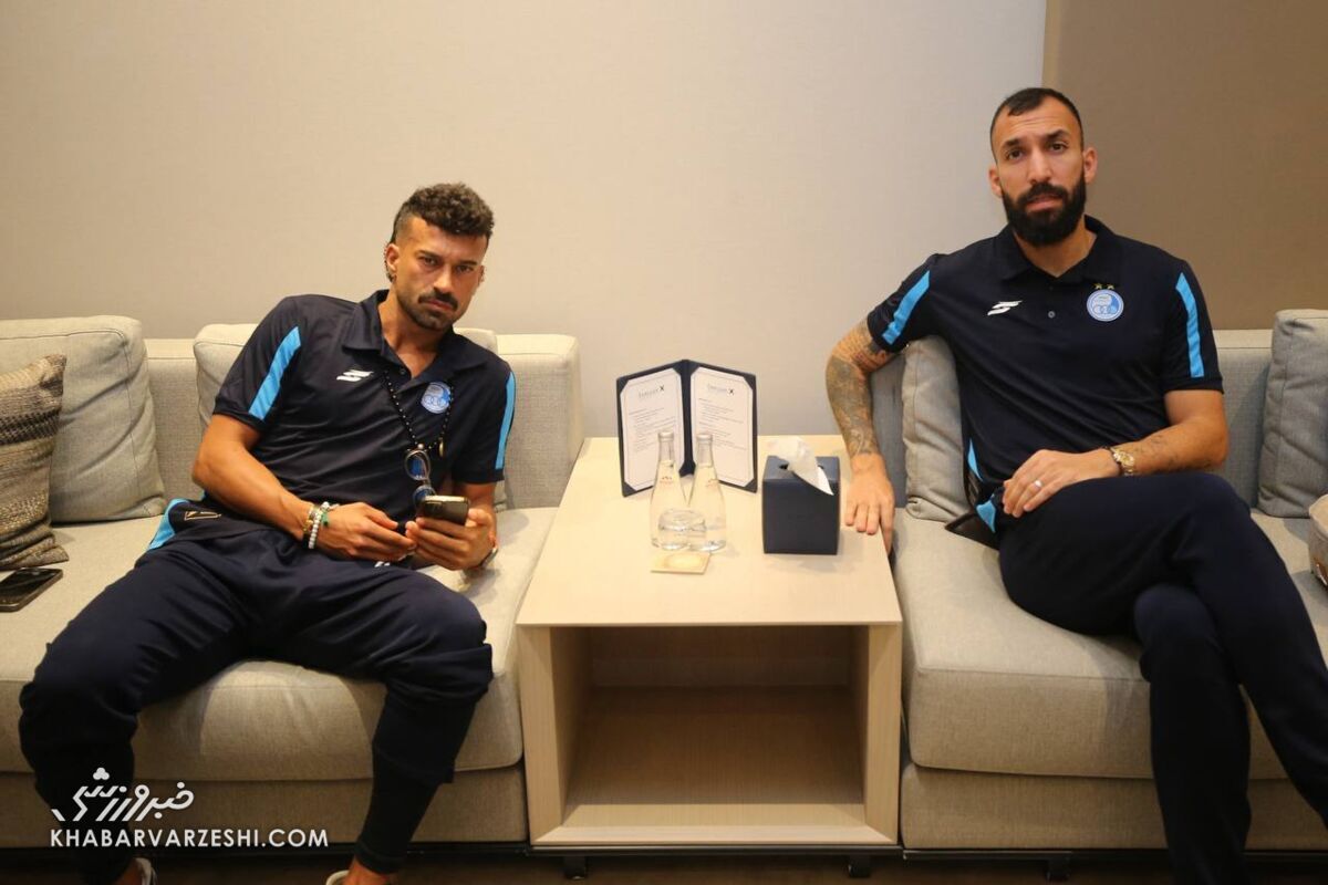 گردنبند خاص رامین رضاییان در سفر به دبی