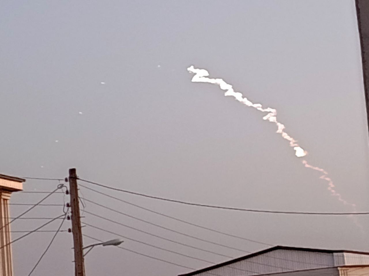 نور مشکوک در آسمان ایران