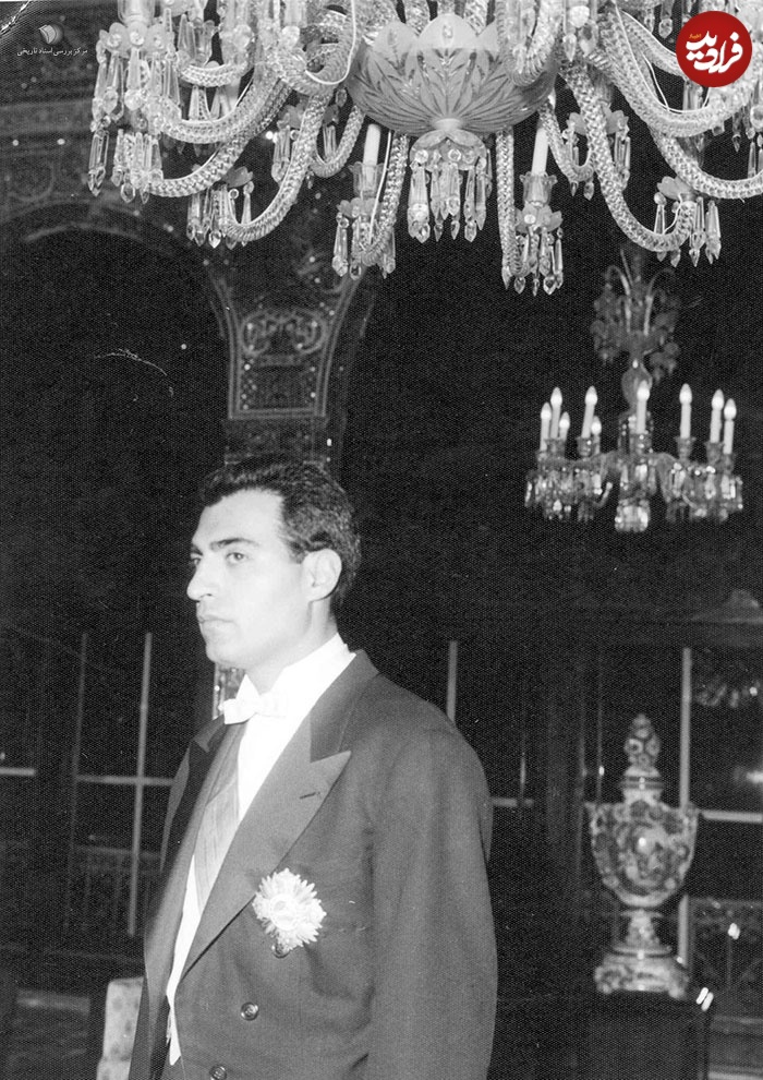 محمودرضا فرزند نهم رضاخان در ایام جوانی