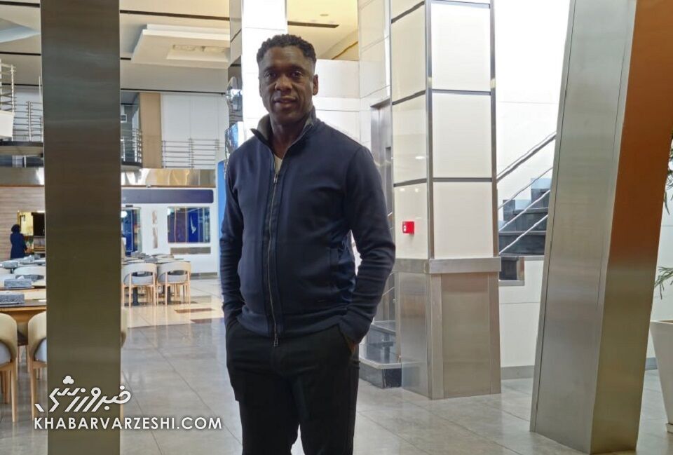 سیدورف برای نجات استقلال آمد!