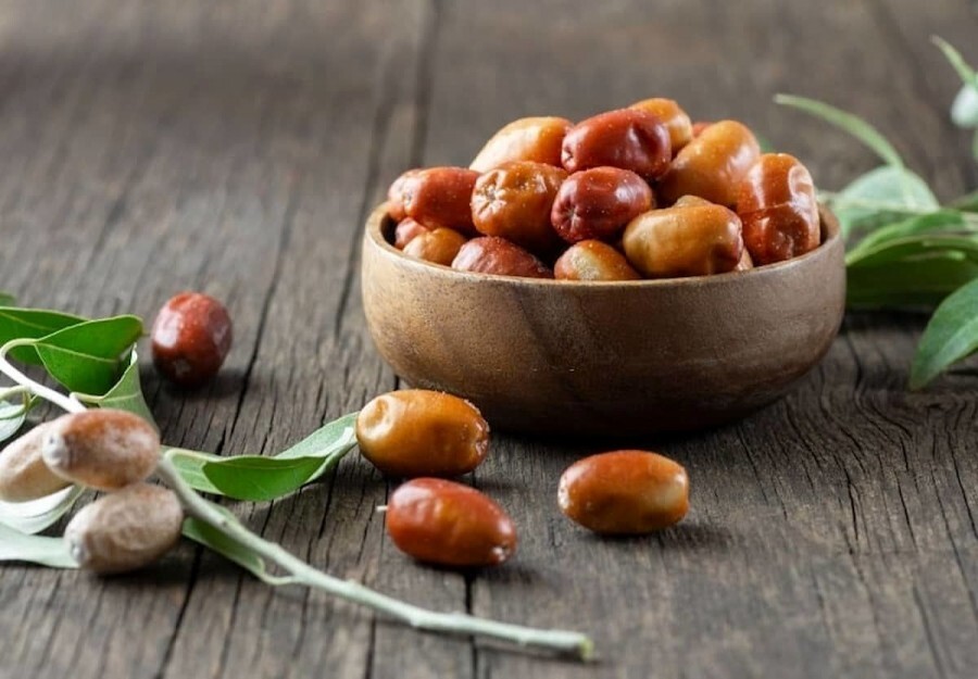 این میوه قاتل پوکی استخوان است