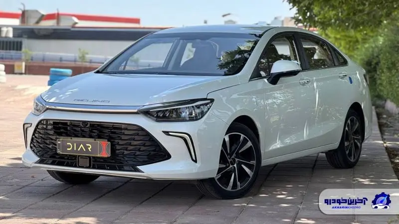 معرفی خودرو سابرینا U ۵ با سانروف برقی معرفی خودرو سابرینا U ۵ با سانروف برقی