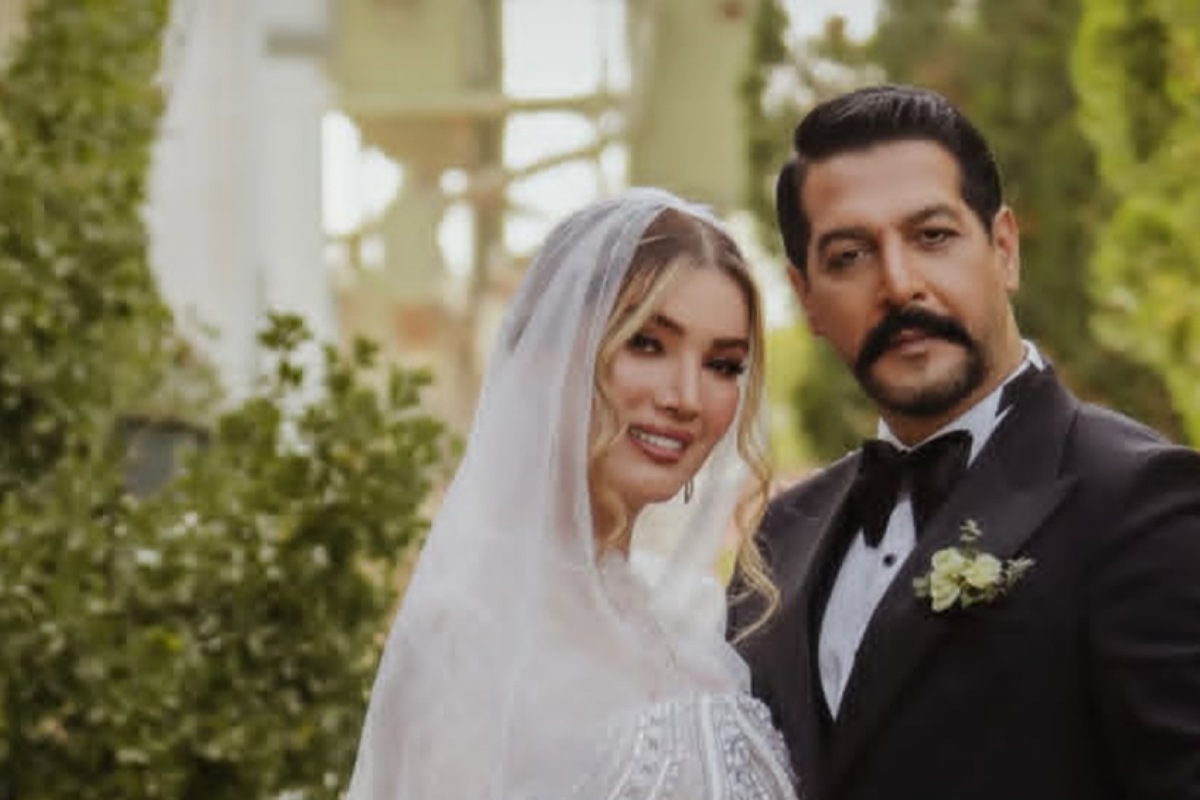 متین ستوده در کنار کامران تفتی با لباس عروس پرنسسی
