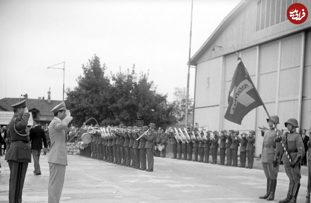 محمدرضا پهلوی ۷۷ سال پیش در حال ادای احترام نظامی به پرچم سوئیس