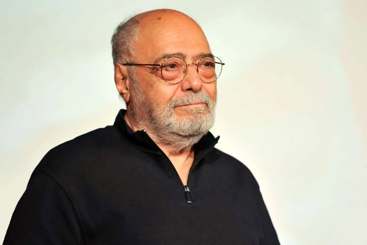 اکبر زنجانپور