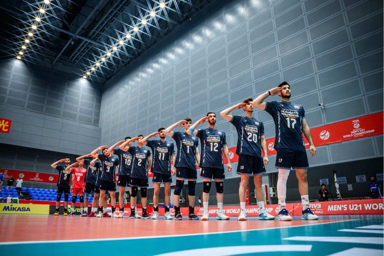 سلام نظامی والیبالیست‌ ها