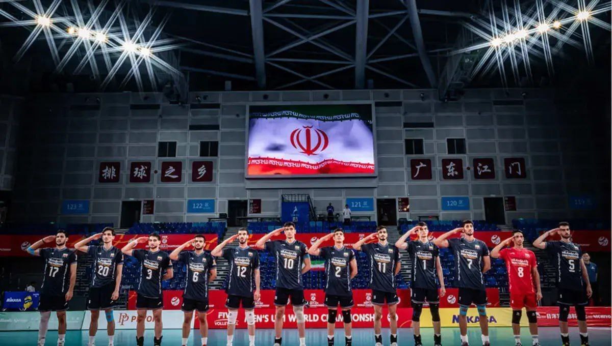 سلام نظامی والیبالیست‌های ایران پس از قهرمانی جهان