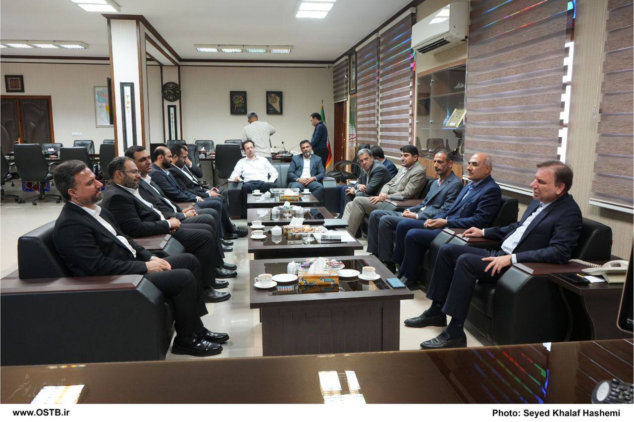 تقدیر استاندار بوشهر از مشارکت هلدینگ خلیج‌فارس در پروژه انتقال آب به ۱۵ نقطه شهرستان جم