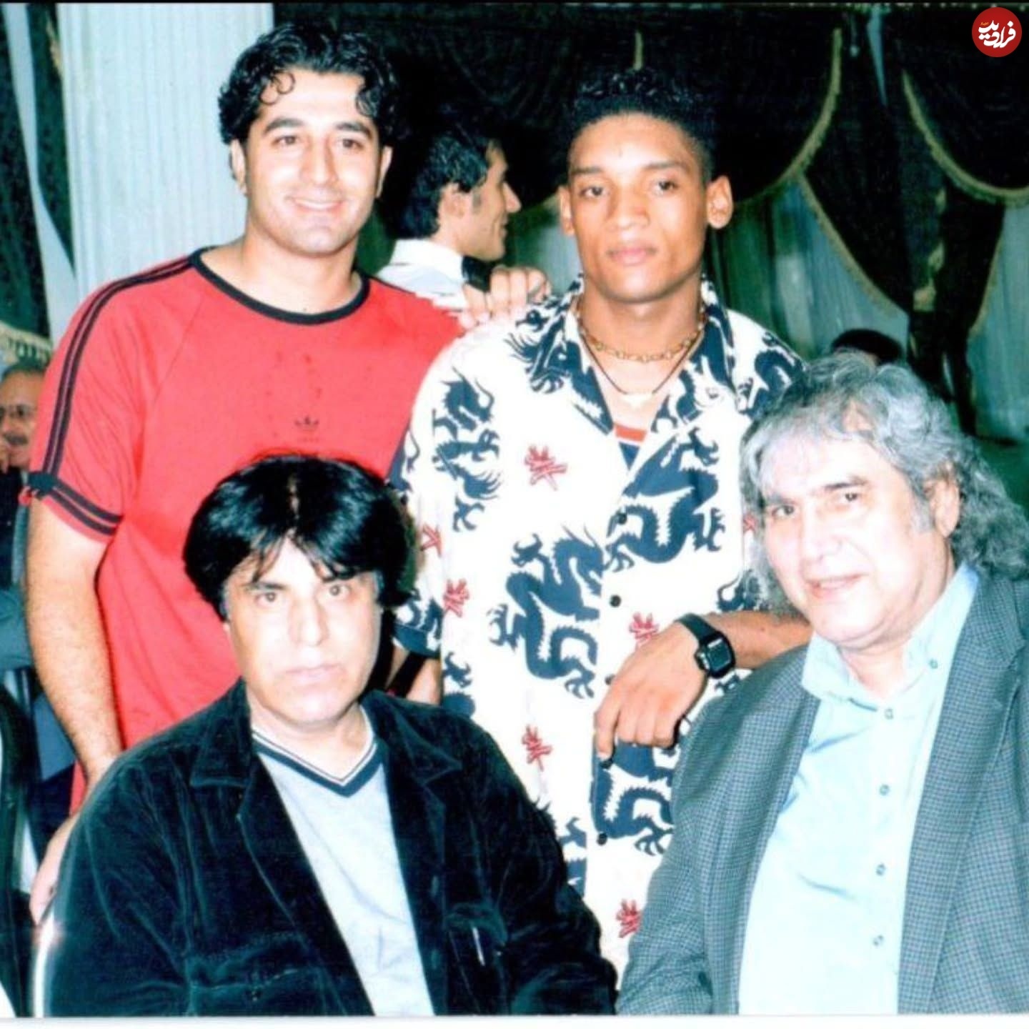 امید جهان در کنار پدرش و آغاسی