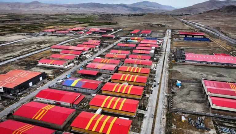 روایت میدانی از پیشرفتهای زیرساختی و اقتصادی در دروازه شمالغرب ایران روایت میدانی از پیشرفتهای زیرساختی و اقتصادی در دروازه شمالغرب ایران