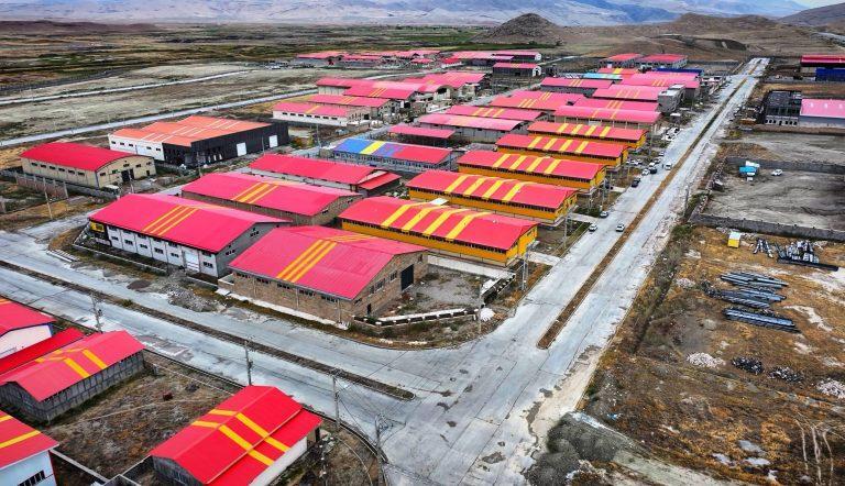 روایت میدانی از پیشرفتهای زیرساختی و اقتصادی در دروازه شمالغرب ایران روایت میدانی از پیشرفتهای زیرساختی و اقتصادی در دروازه شمالغرب ایران