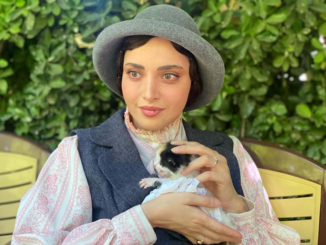 بهنوش طباطبایی در دارالمجانین