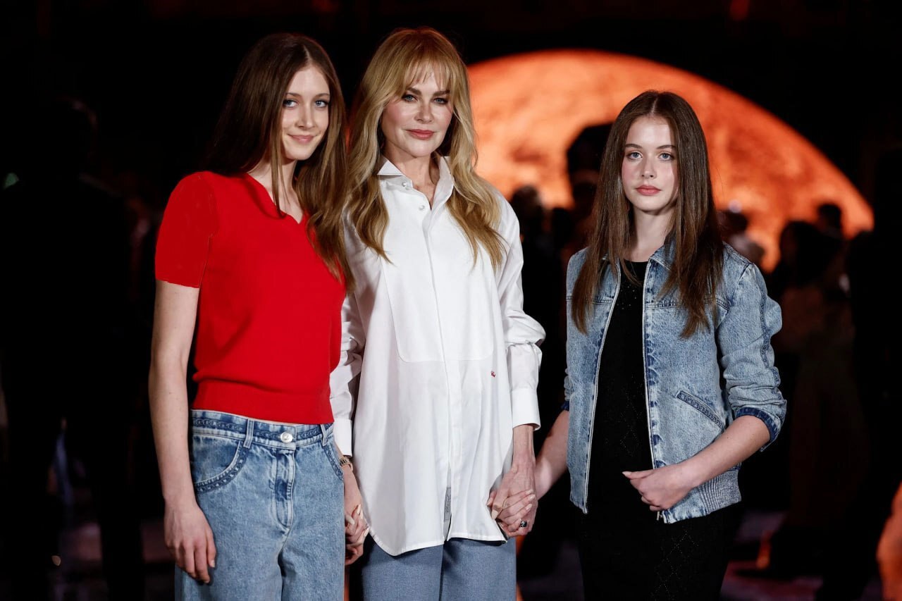 نیکول کیدمن به همراه دو دختر جذابش